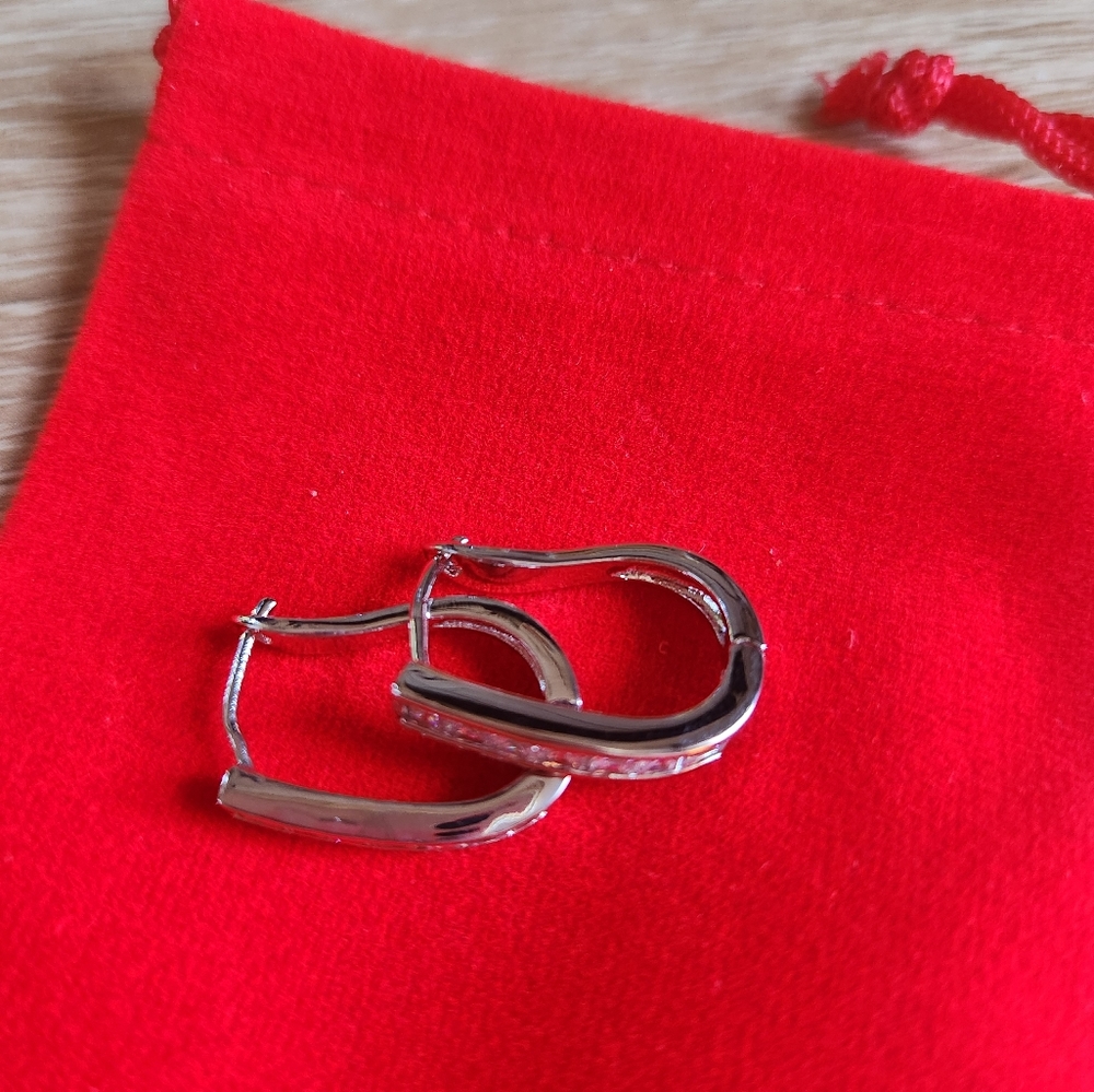 Sterling silver, cubic zircon, horseshoe hoops